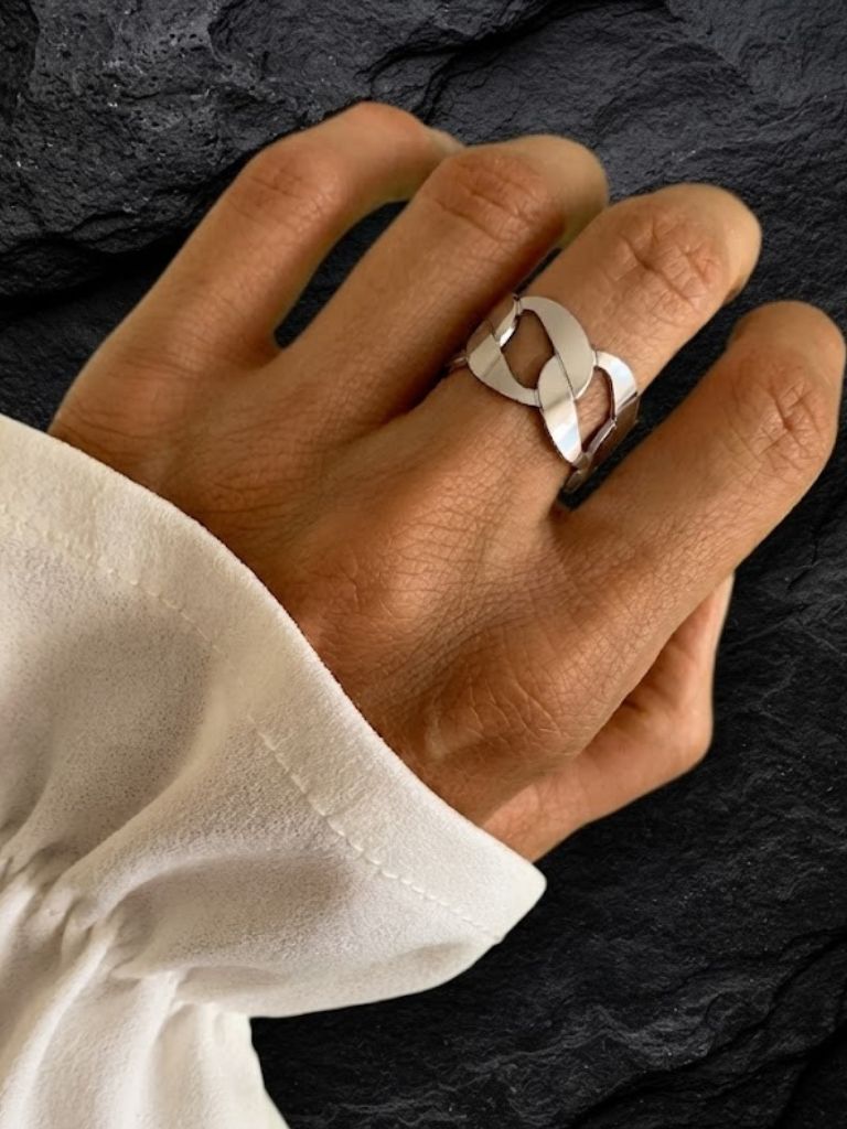 Bague MIA