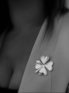 Broche CHANCE