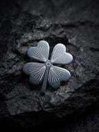 Broche CHANCE