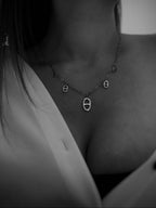 Collier EVE